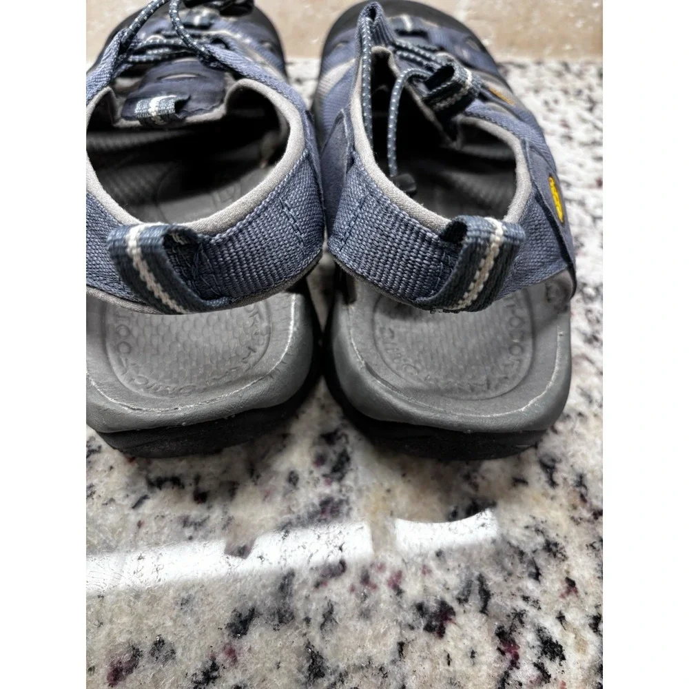 KEEN Newport H2 Shoes Mens‎ Size 9 Blue Waterproof Sandals Hiking Outdoor Trail